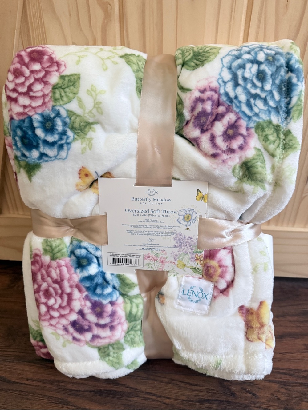 NIP Lenox Butterfly Meadow Throw - Picture 2 of 2
